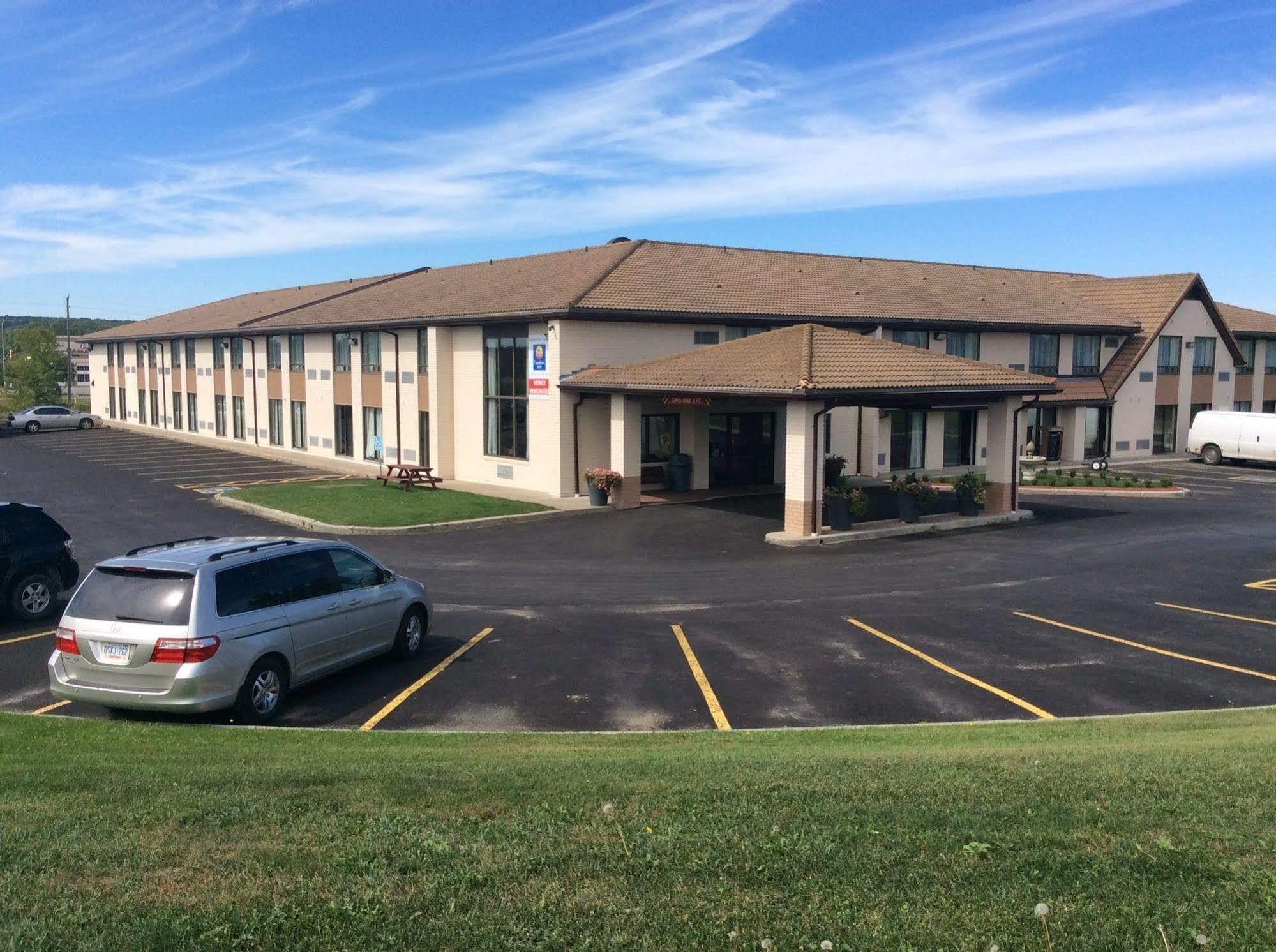 Comfort Inn Trenton Exterior photo